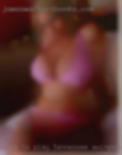 Like to play around Tennessee swingers with couples!